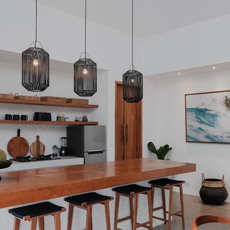 Loop Villas Kuta  エクステリア 写真
