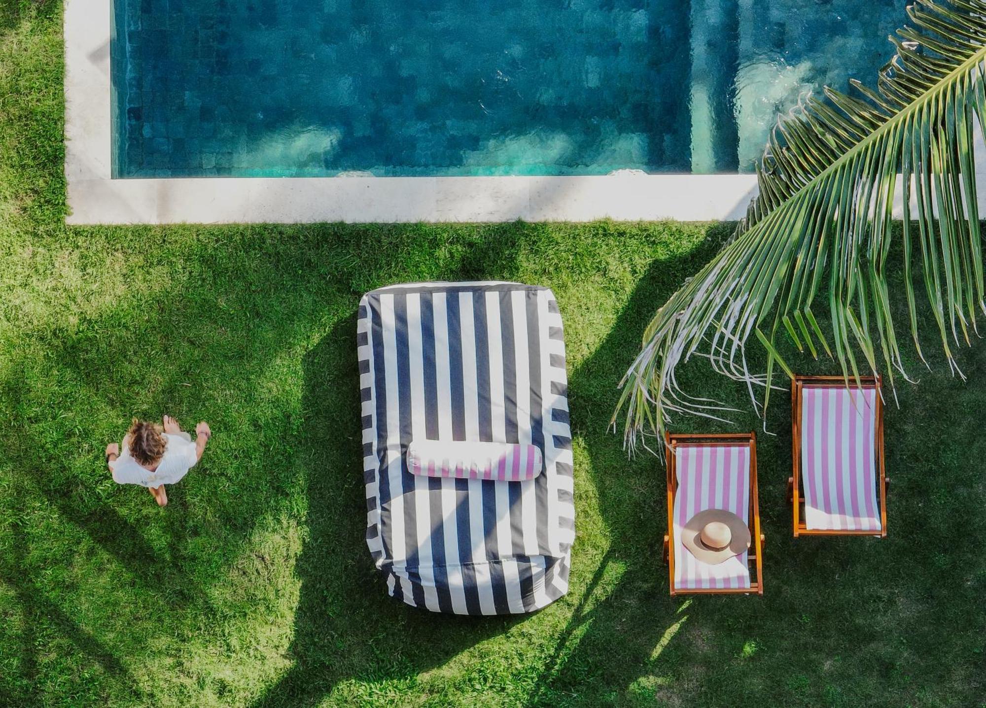 Loop Villas Kuta  エクステリア 写真